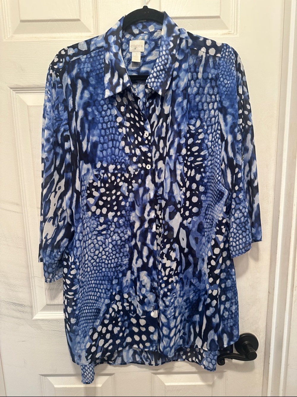 Chicos Relaxed Blue Animal Patterned Button-Front Sheer Tunic